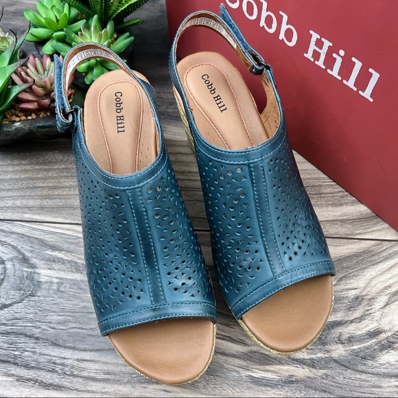 NIB Cobb Hill by Rockport 8W WIDE Erika Open Toe Slingback Wedge Sandal Blue - Picture 2 of 11